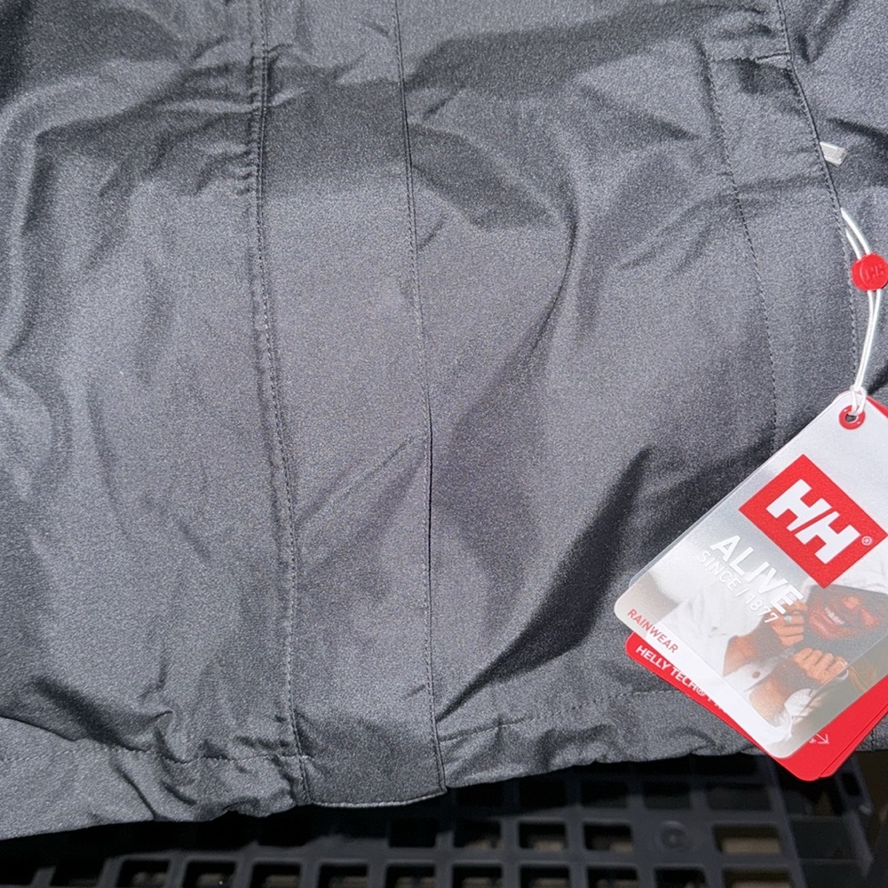 Helly-Hansen Women's Aden Waterproof Windproof Breathable Packable XS - Picture 6 of 6